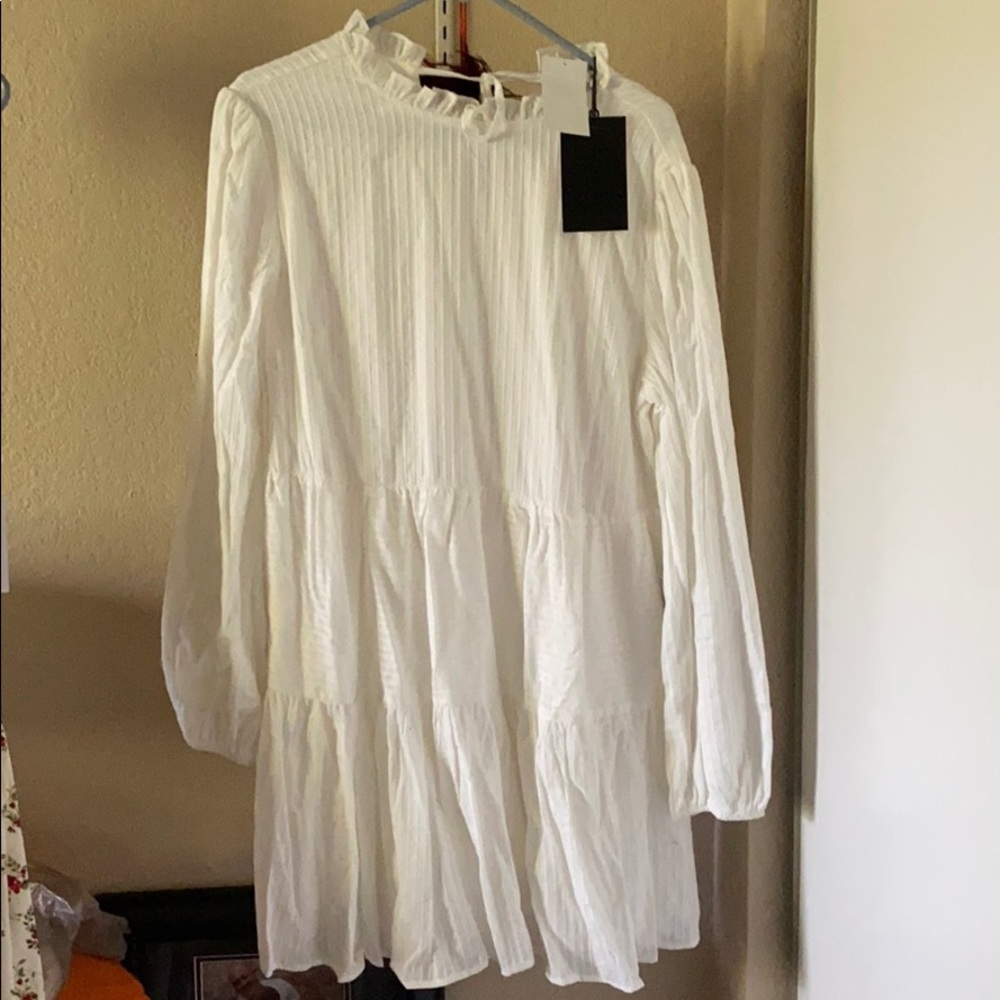 En saison white knee length dress